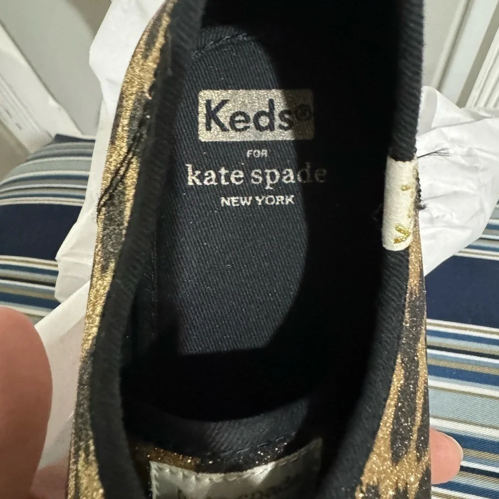 KATE SPADE X KEDS Womens Leopard Printed & Glitter Covered Canvas Sneakers - 6